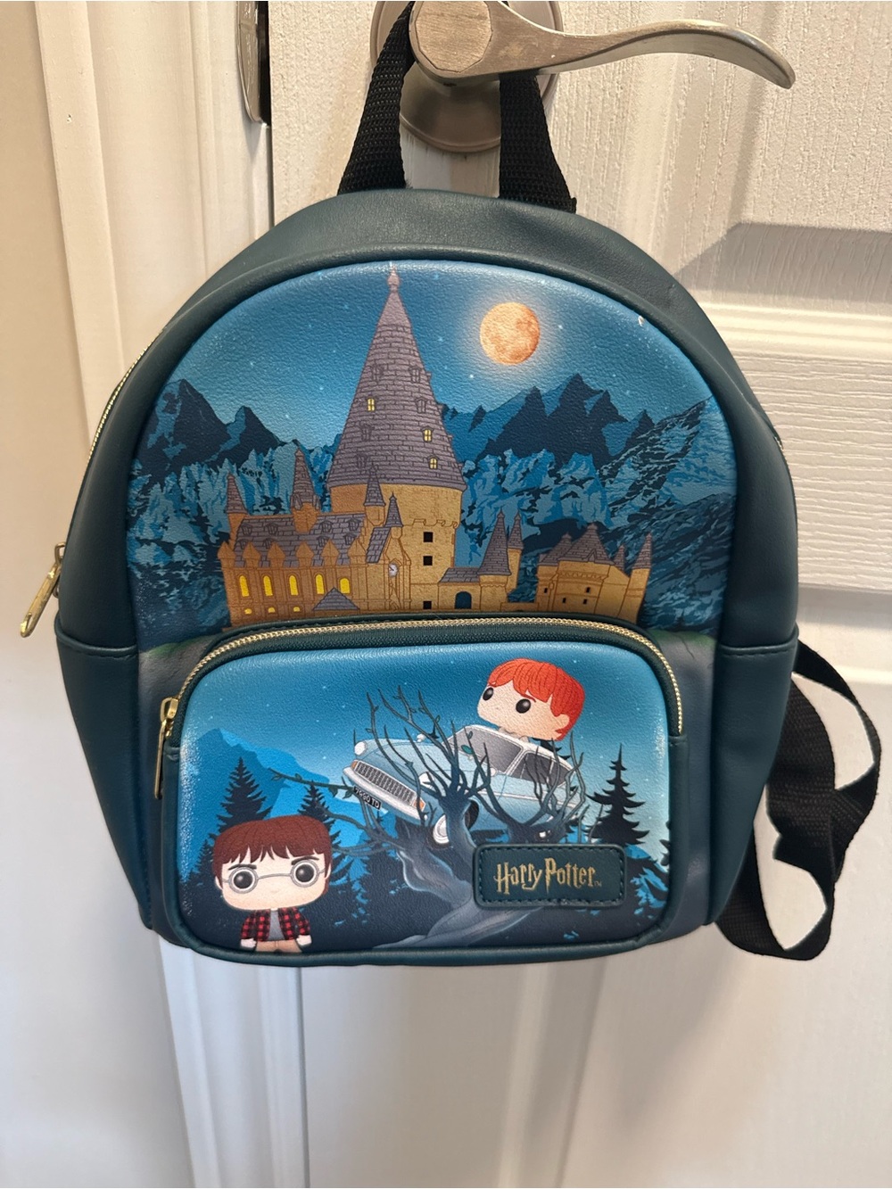 Funko 20th anniversary Backpack with Hogwarts Scene